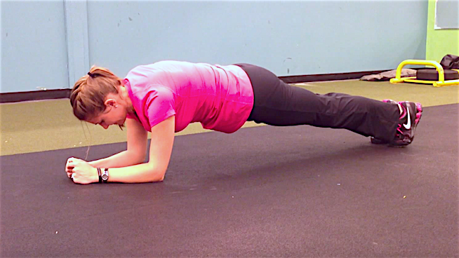 A 90-Second Plank Routine That Builds a Strong Core