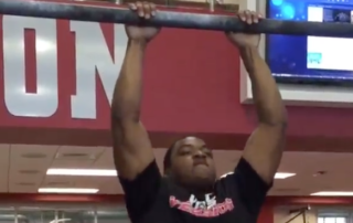 NFL Prospect Amari Cooper Shows Off Clapping Pull-Ups on Combine Week